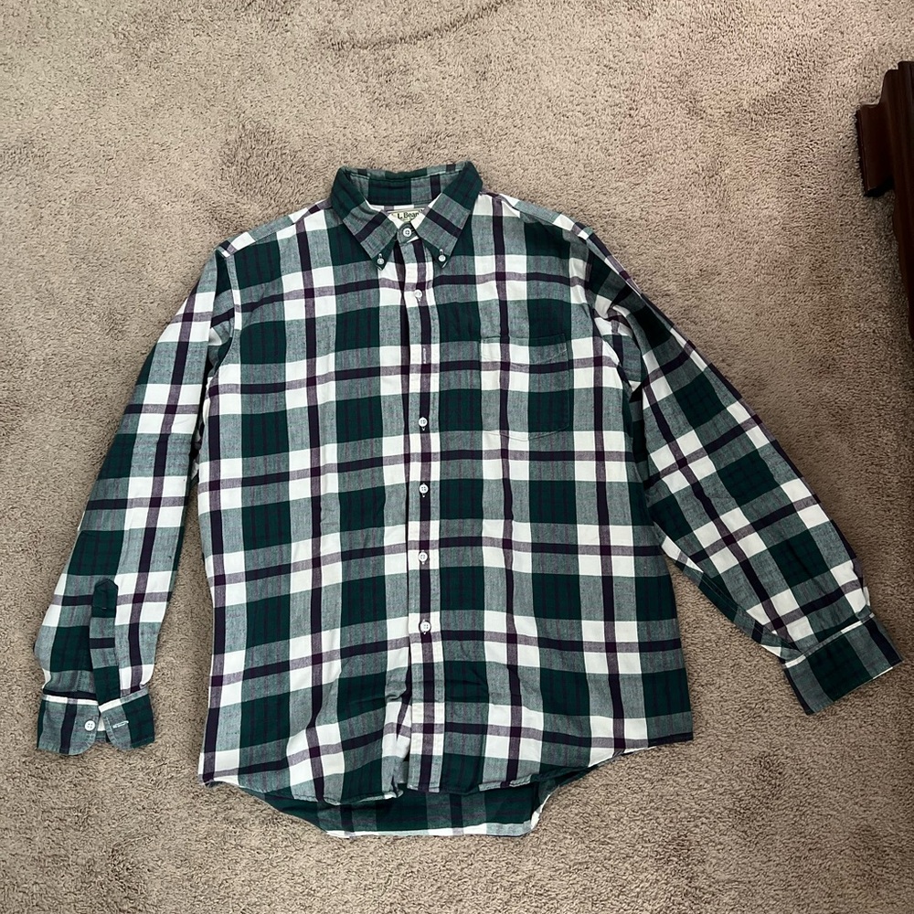 L.L. Bean Green and White Casual Button Down Shirt